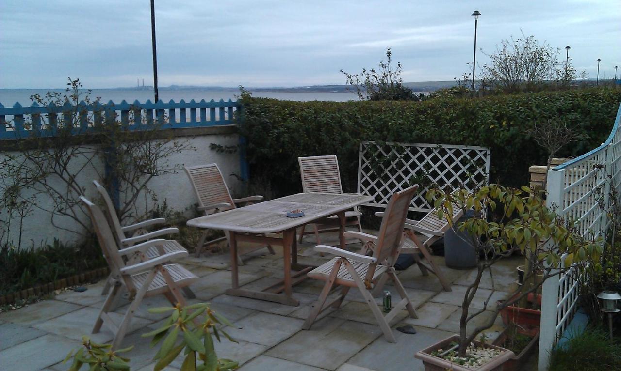 Edinburgh Beachfront B&B Экстерьер фото